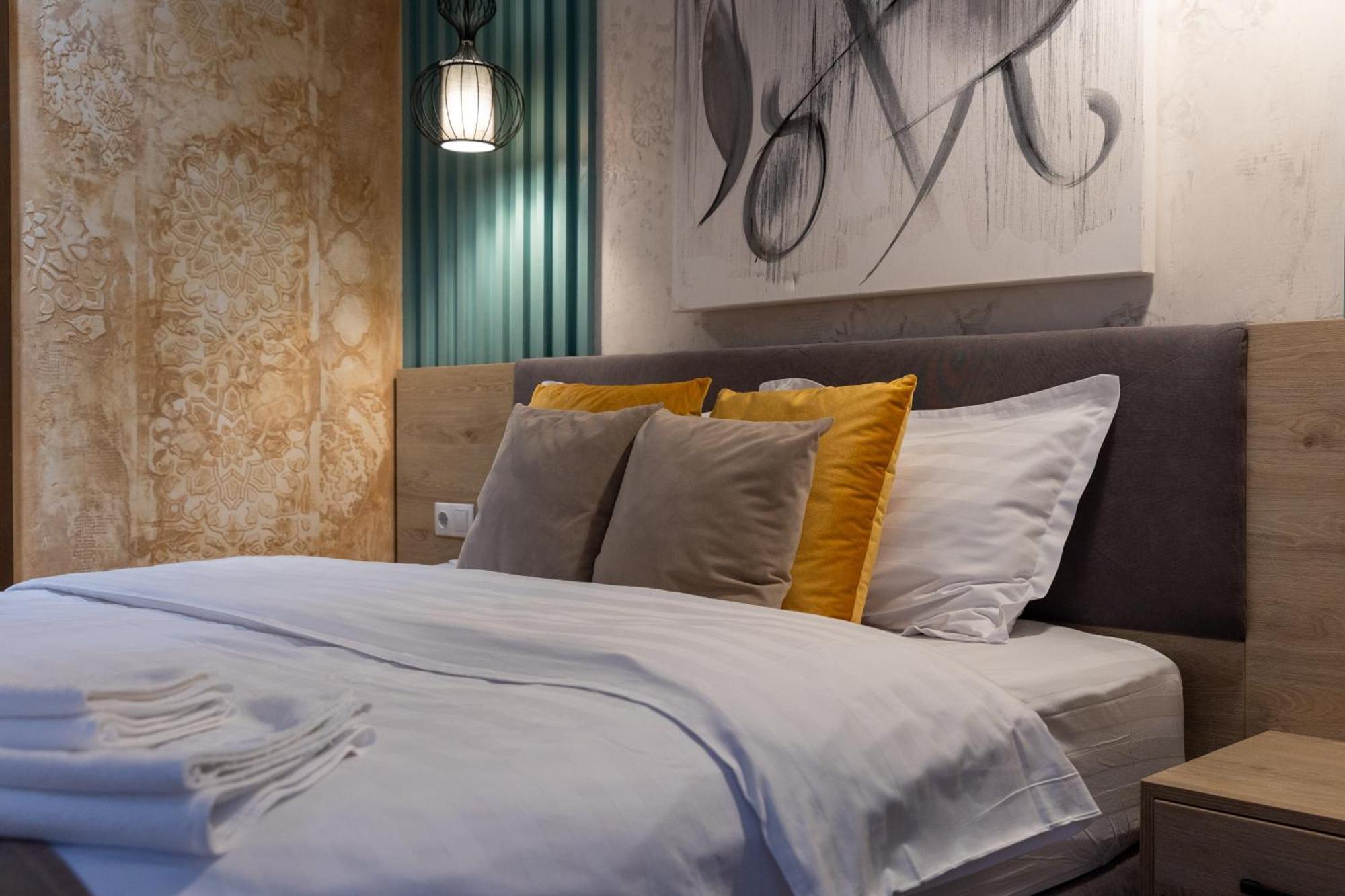 Lumiere House Sibiu Hotel Bagian luar foto