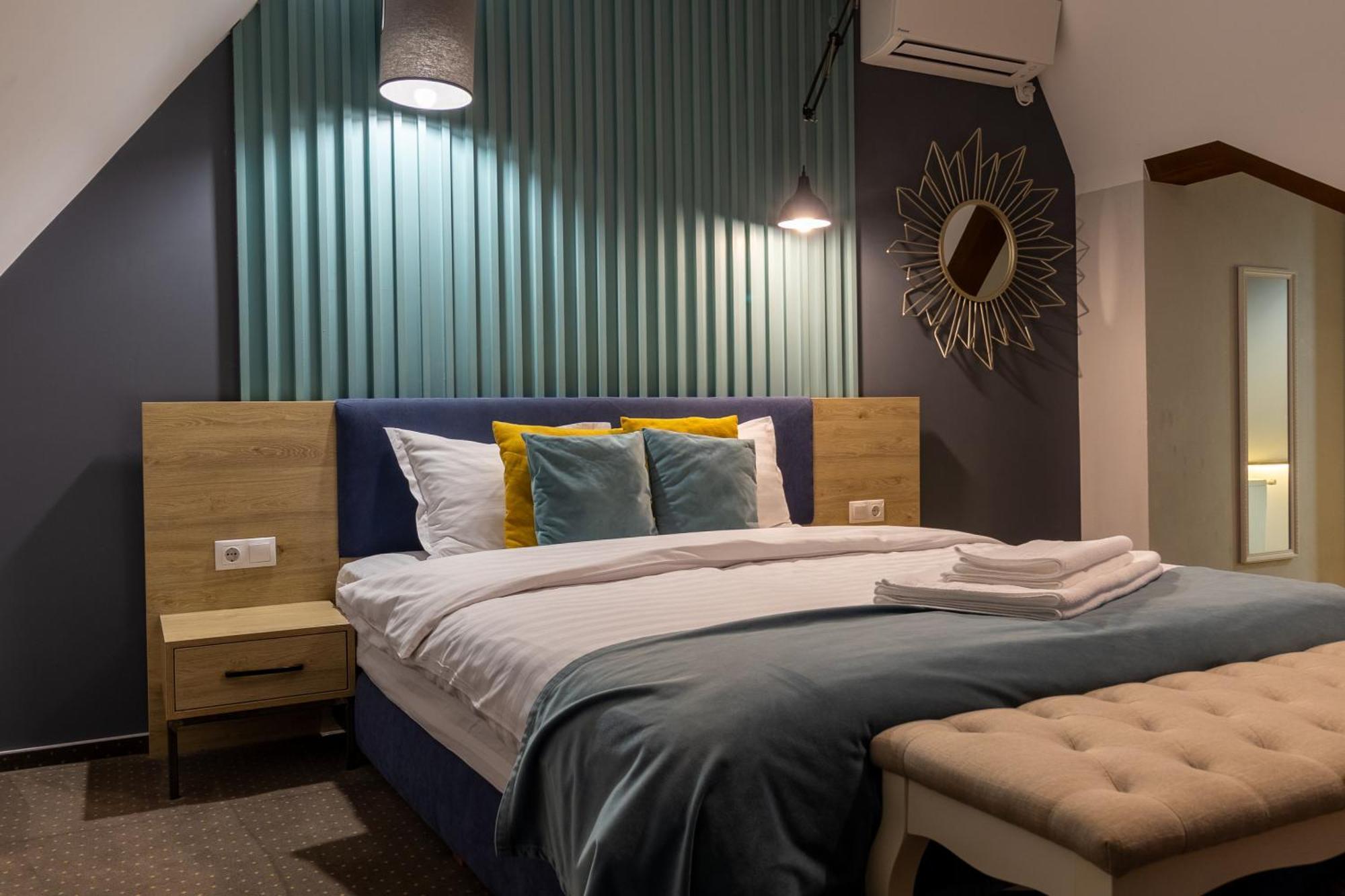 Lumiere House Sibiu Hotel Bagian luar foto